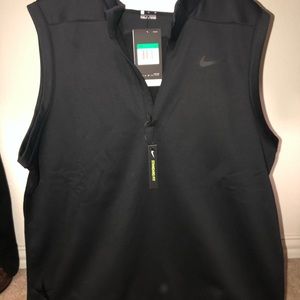 Men’s Nike golf vest